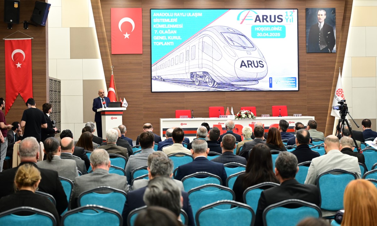 Demirağlara atılan milli imza: ARUS