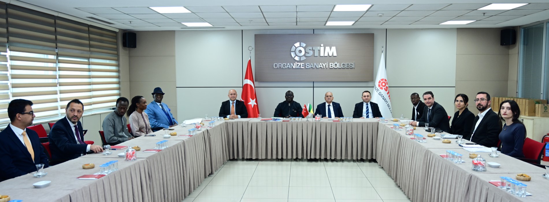 KOBİ’lerini Türkiye’nin Tecrübesiyle Geliştirmek İsteyen Senegal’den OSTİM’e Ziyaret