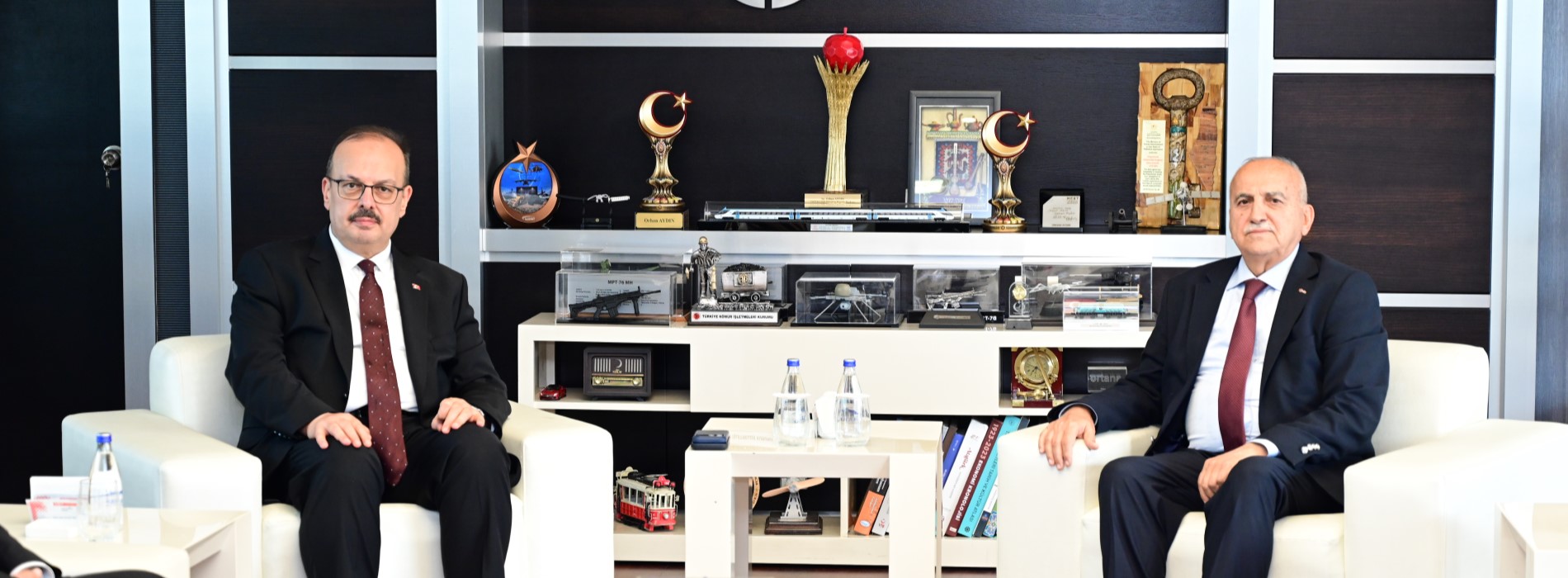 Ankara Valisi Yakup Canbolat OSTİM’i Ziyaret Etti